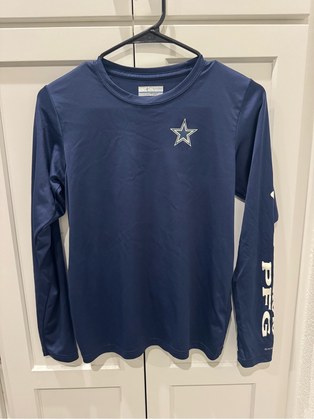 Columbia Dallas Cowboys Performance Long Sleeve Shirt Boys L